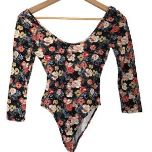 Forever 21 floral long sleeve bodysuit 90s inspired size small